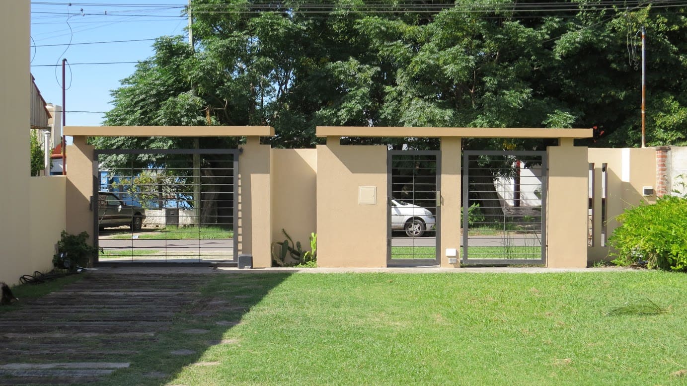 Puertas de hierro fabricadas en La Plata - Holandés Herrería