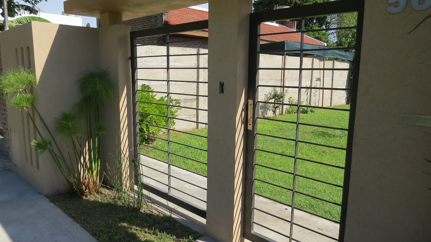 Rejas de hierro instaladas en La Plata - Holandés Herrería